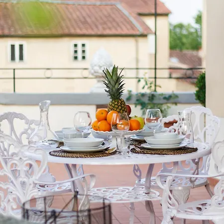 Ferienhaus Attico Con Grande Terrazza Sulla Citta