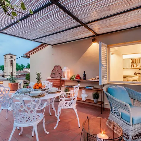 Attico Con Grande Terrazza Sulla Citta